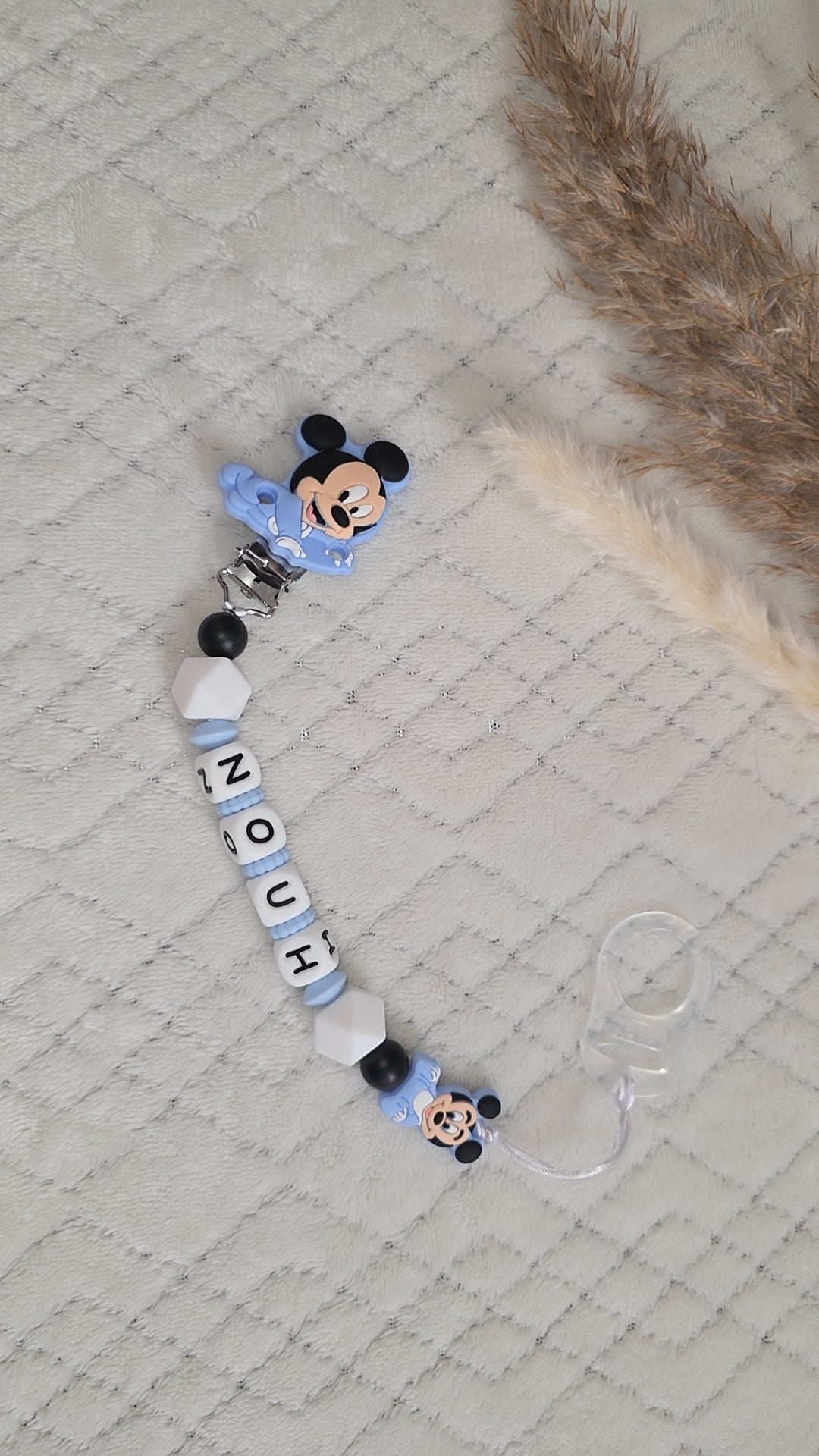 Bébé Mickey